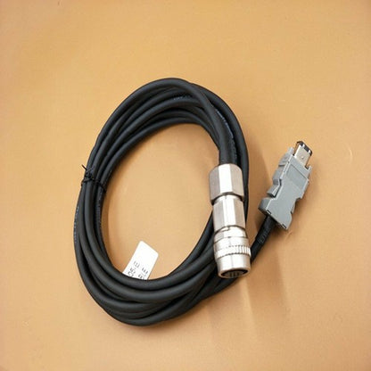 Yaskawa JZSP-CVP01-05-E Servo Cable 1PC Free Shipping JZSPCVP0105E