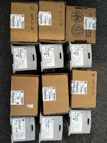 Allen-Bradley 2711P-B7C4D1 Operator Interface Panel - ALLEN-BRADLEY