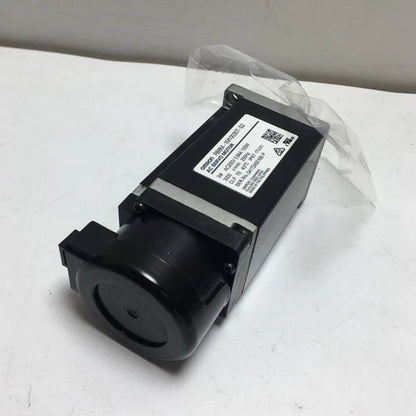 Omron R88M-1M10030T-S2 Servo Motor 1PC ping R88M1M10030TS2