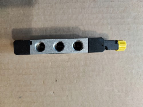 Festo CPE14-M1CH-5L-1/8 550237 Solenoid Valve One CPE14M1CH5L1/8