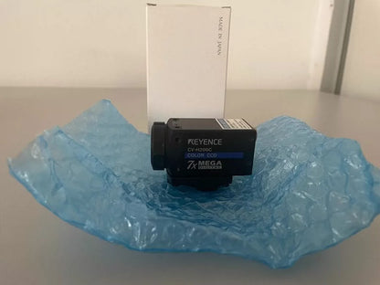 Keyence CV-H200C High-speed Digital 2-million-pixel Color Camera 1PC