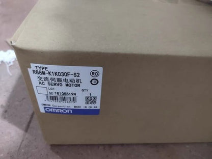 Omron R88M-K1K030F-S2 Servo Motor 1PC ping R88MK1K030FS2