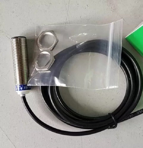 1PC Schneider XS618B1NAL2 Proximity Sensor Free Shipping