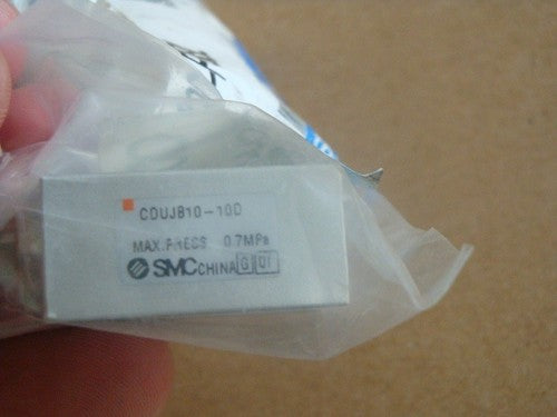 1PC SMC CDUJB10-10D Cylinder CDUJB1010D Free Shipping