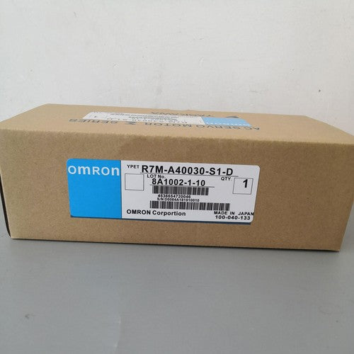Omron R7M-A40030-S1-D Servo Motor One ping R7MA40030S1D