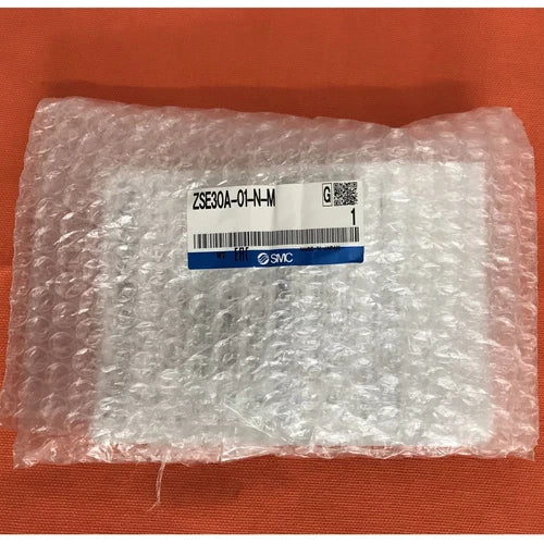 1PC SMC ZSE30A-01-N-M Pressure Switch ZSE30A01NM Free Shipping