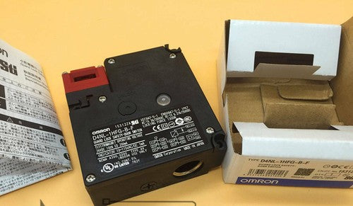OMRON D4NL-1HFG-B-F Safety Door Switch D4NL1HFGBF One Free Shipping