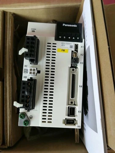Panasonic MDDLT55SF011 Servo Drive 1PC ping