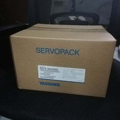 1PC  Yaskawa SGD7S-180A10A002 Servo Drive In Box ping