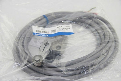 Omron D4C-1220 Limit Switch One Free Shipping D4C1220