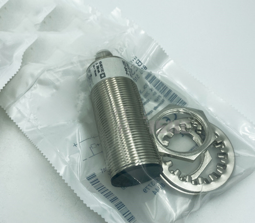 BALLUFF BES 516-327-S4-C Proximity Sensor One Free Shipping