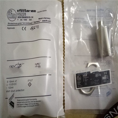 IFM IIS228 Proximity Switch Sensor One Free Shipping