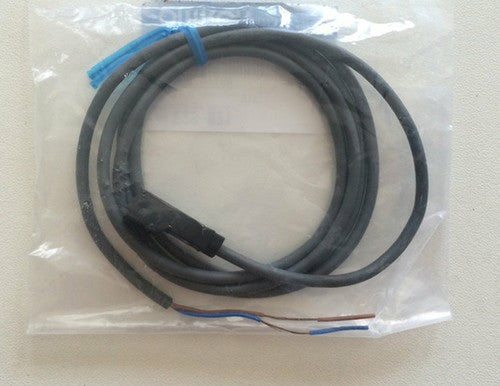 Omron E2S-W21 Proximity Switch  One Free Shipping E2SW21