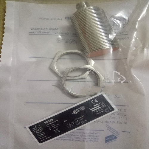 IFM IIS228 Proximity Switch Sensor One Free Shipping