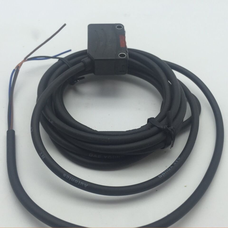 new 1PC  Autonics BJN100-NDT Photoelectric Sensor BJN100NDT