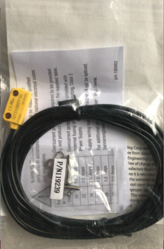 new 1pcs BANNER Q12AB6FF30 Photoelectric Sensor