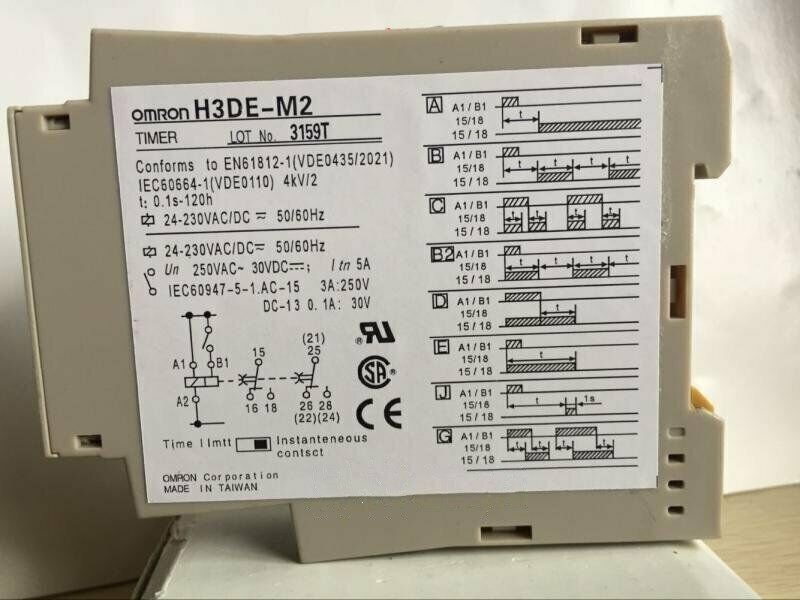 new Omron H3DE-M2 Time Relay One H3DEM2 - OMRON