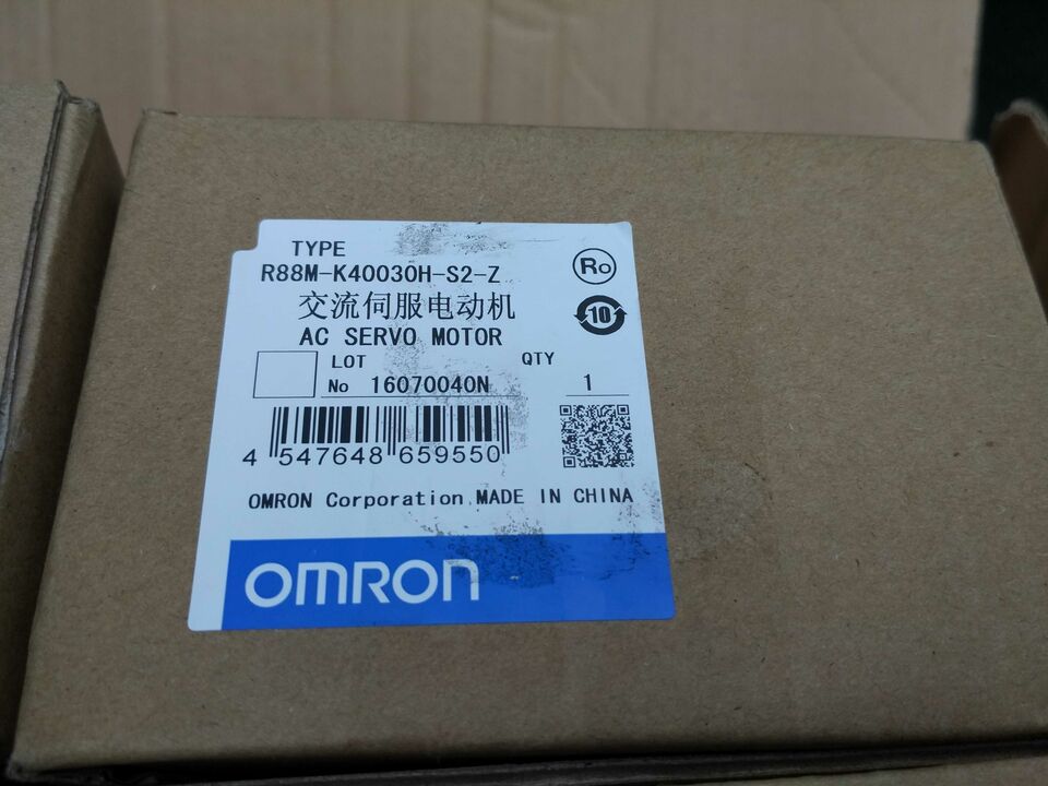 new 1PC Omron AC servo motor R88M-K40030H-S2-Z R88MK40030HS2Z In Box - OMRON
