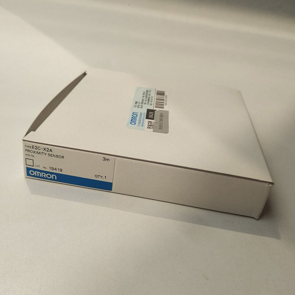 new Omron E2C-X2A Proximity Switch One E2CX2A - OMRON