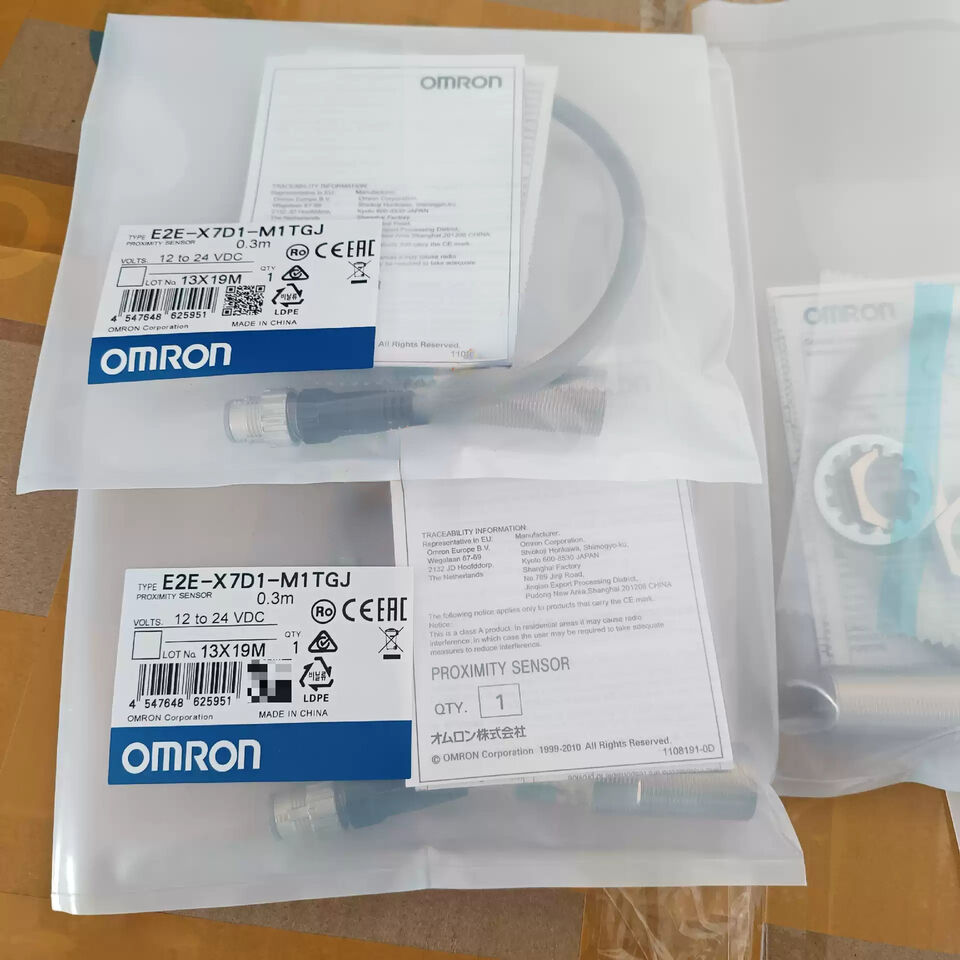 New Omron Proximity Sensor E2E-X7D1-M1TGJ - OMRON