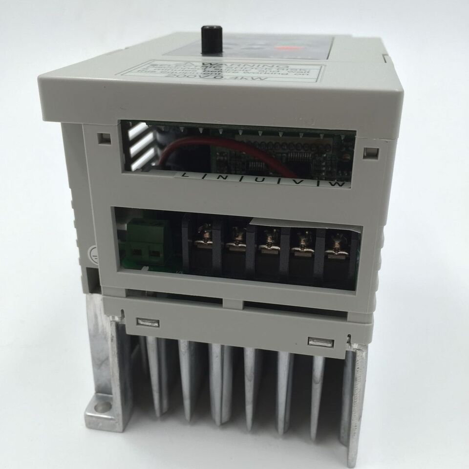 new Panasonic BFV00042GK 400W VFD Inverter 3ph 230V 2.4A Variable Frequency Driver - PANASONIC