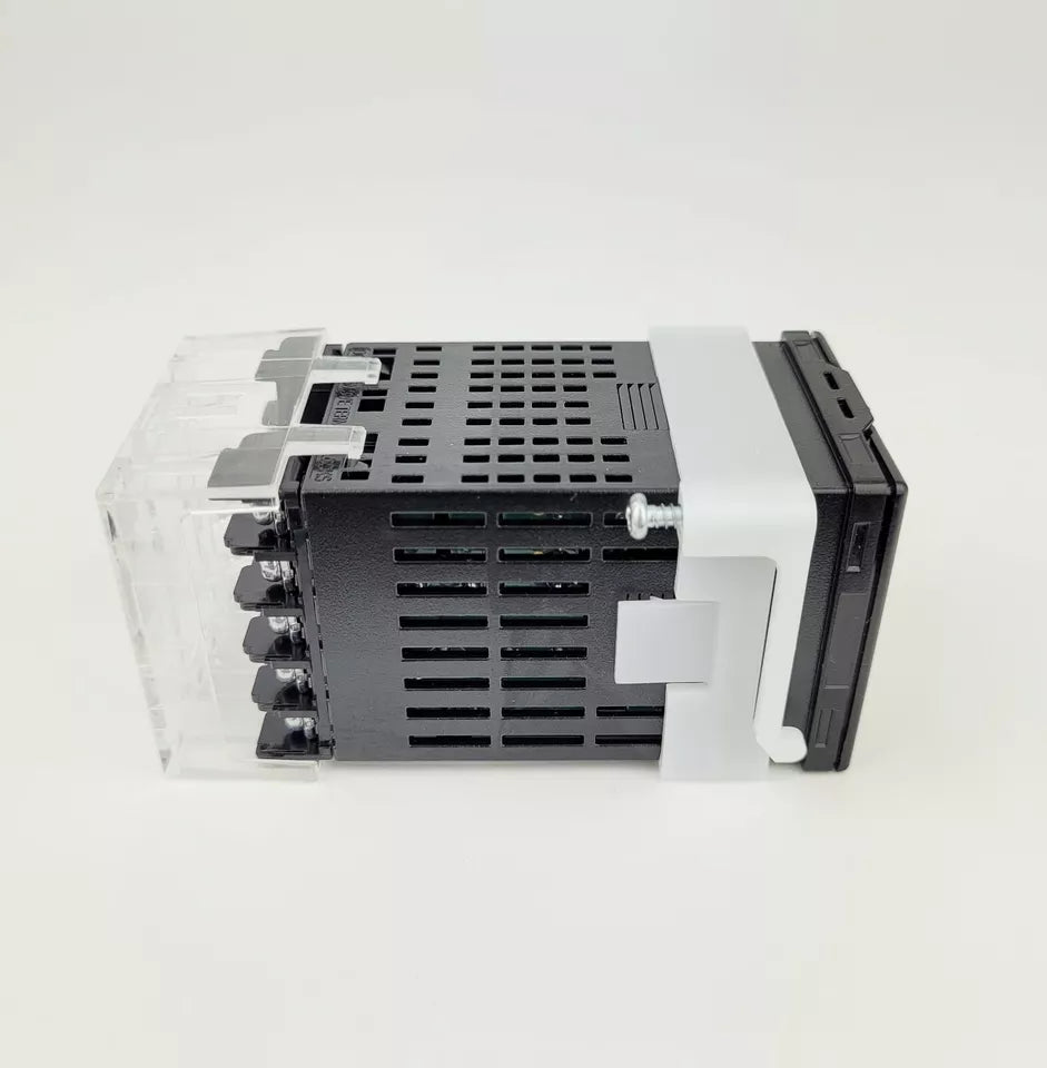 Omron E5CN-HQ2M-500 Temperature Controller E5CNHQ2M500 - OMRON