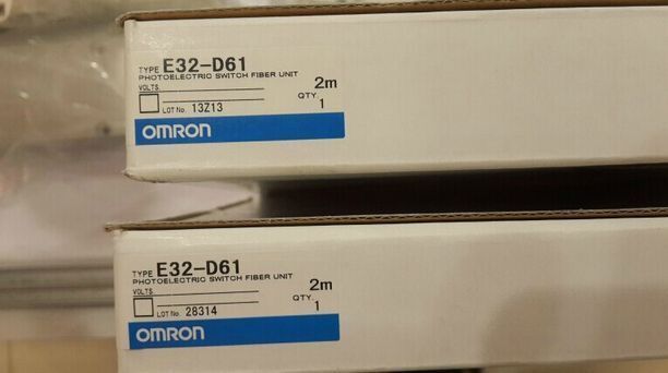 Omron E32D61 Fiber Optic Sensor In Box - OMRON