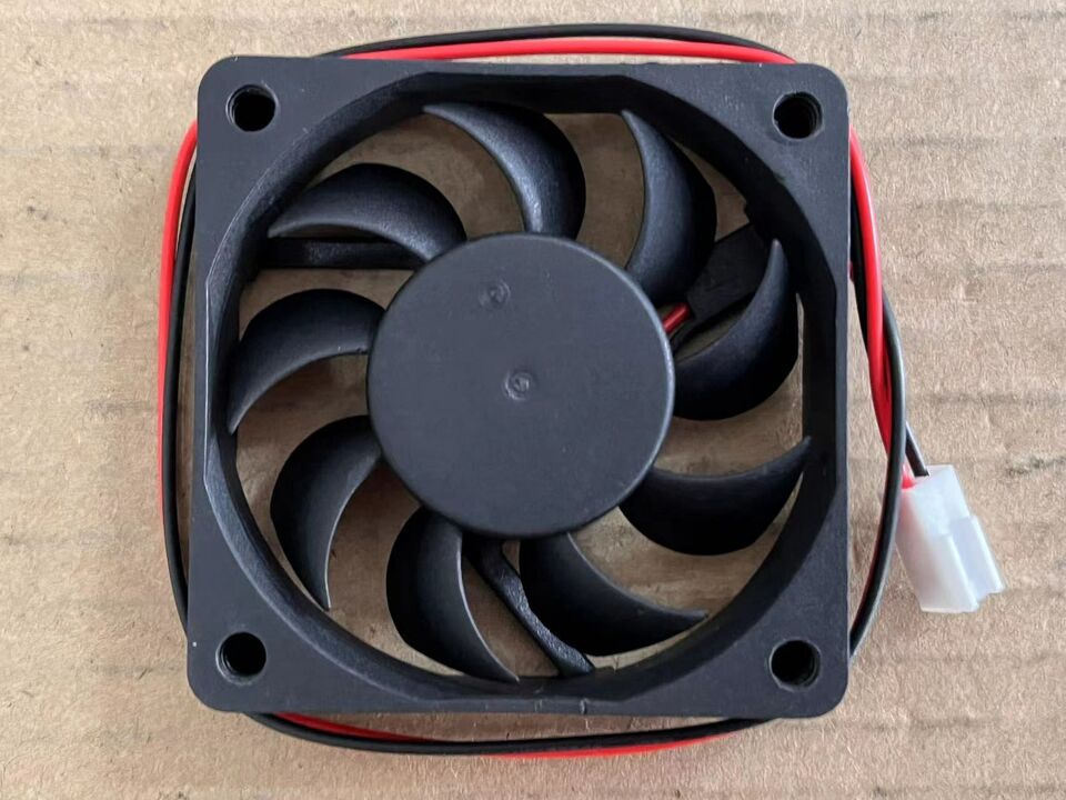 new 1PC for Server Square Cooling Fan AD0605LX-D90 T 5V 2-pin 60x60x15mm - SERVER SQUARE