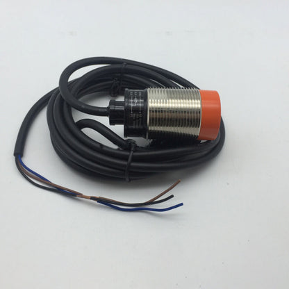 new Autonics PR30-15DP2 Proximity Switch Sensor One PR3015DP2 - AUTONICS