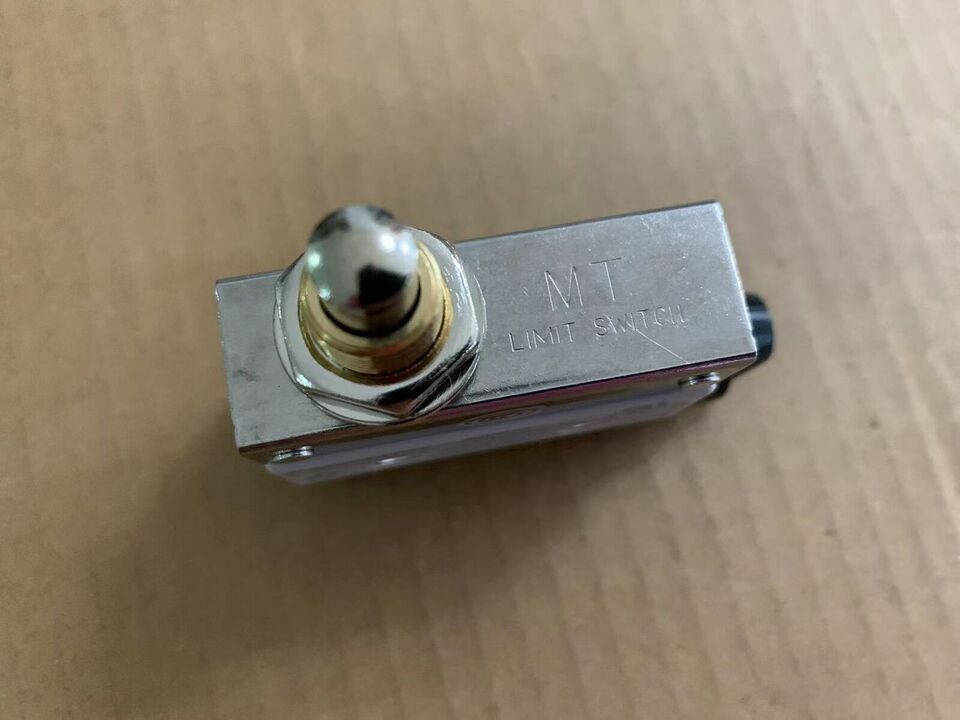 new Panasonic AZ7310 Limit Switch 1PC - PANASONIC
