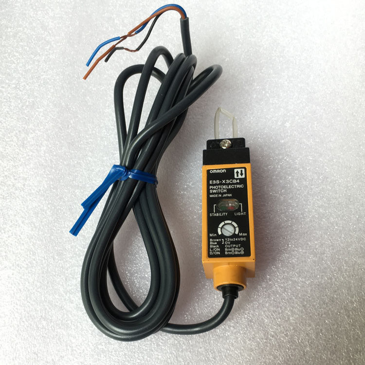 High-Efficiency Omron Photoelectric Switch E3S-X3CB4 for Industrial Applications - OMNION