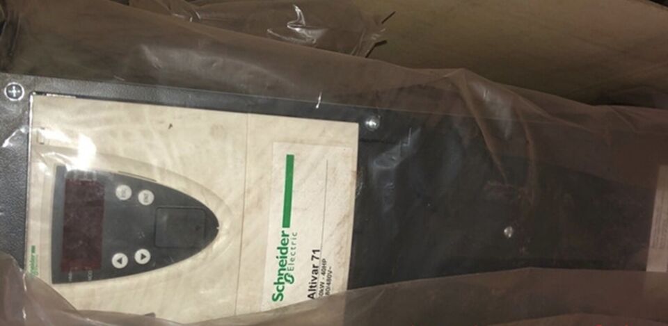 new Schneider ATV71HD37N4Z Frequency Converter 37KW 380V - SCHNEIDER