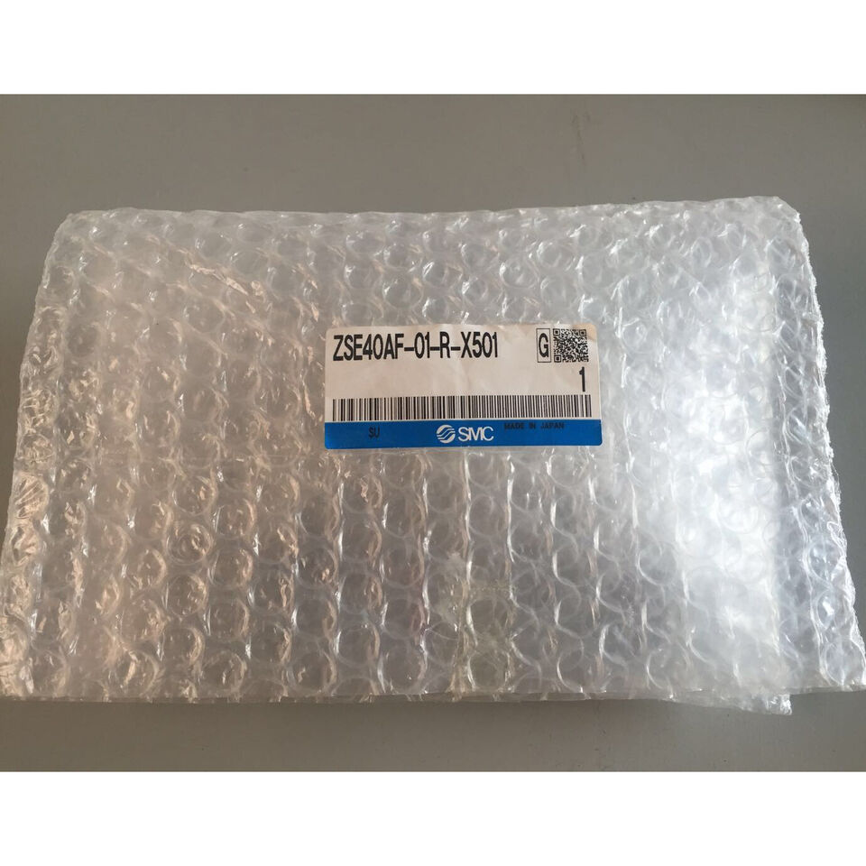1PC SMC ZSE40AF-01-R-X501 Pressure Switch - SMC