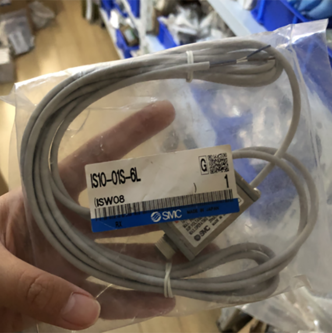 1PC SMC IS1001S6L Pressure Switch - SMC