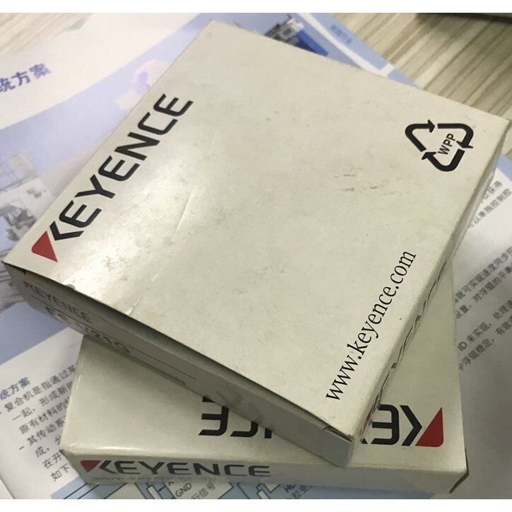 new 1PC Keyence FS-V21G Fiber Optic Sensor In Box FSV21G - KEYENCE