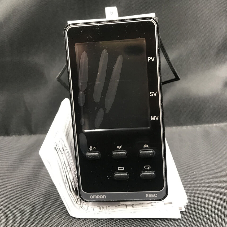 Omron Temperature Controller E5ECCX2ASM800 - OMRON