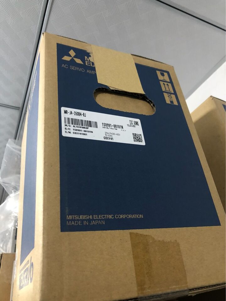 new MITSUBISHI MR-J4-350B4-RJ SERVO Driver MRJ4350B4RJ In Box ping - MITSUBISHI