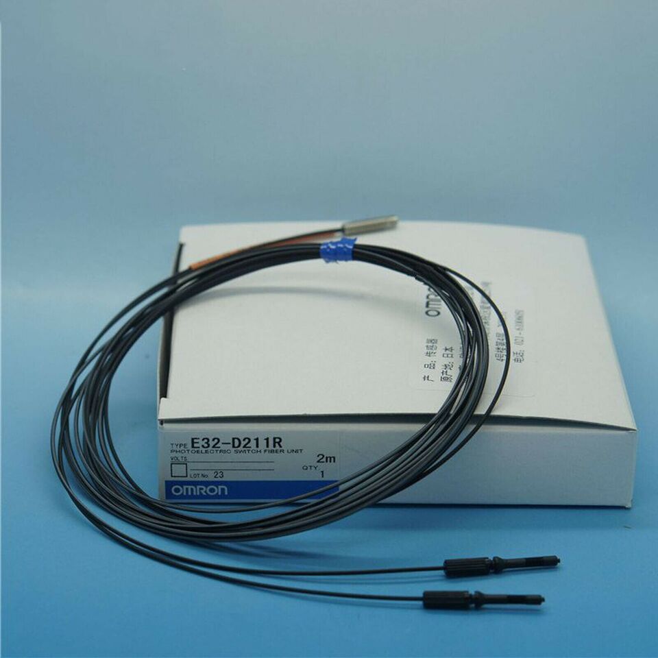 OMRON E32-D211R Photoelectric Switch - OMRON