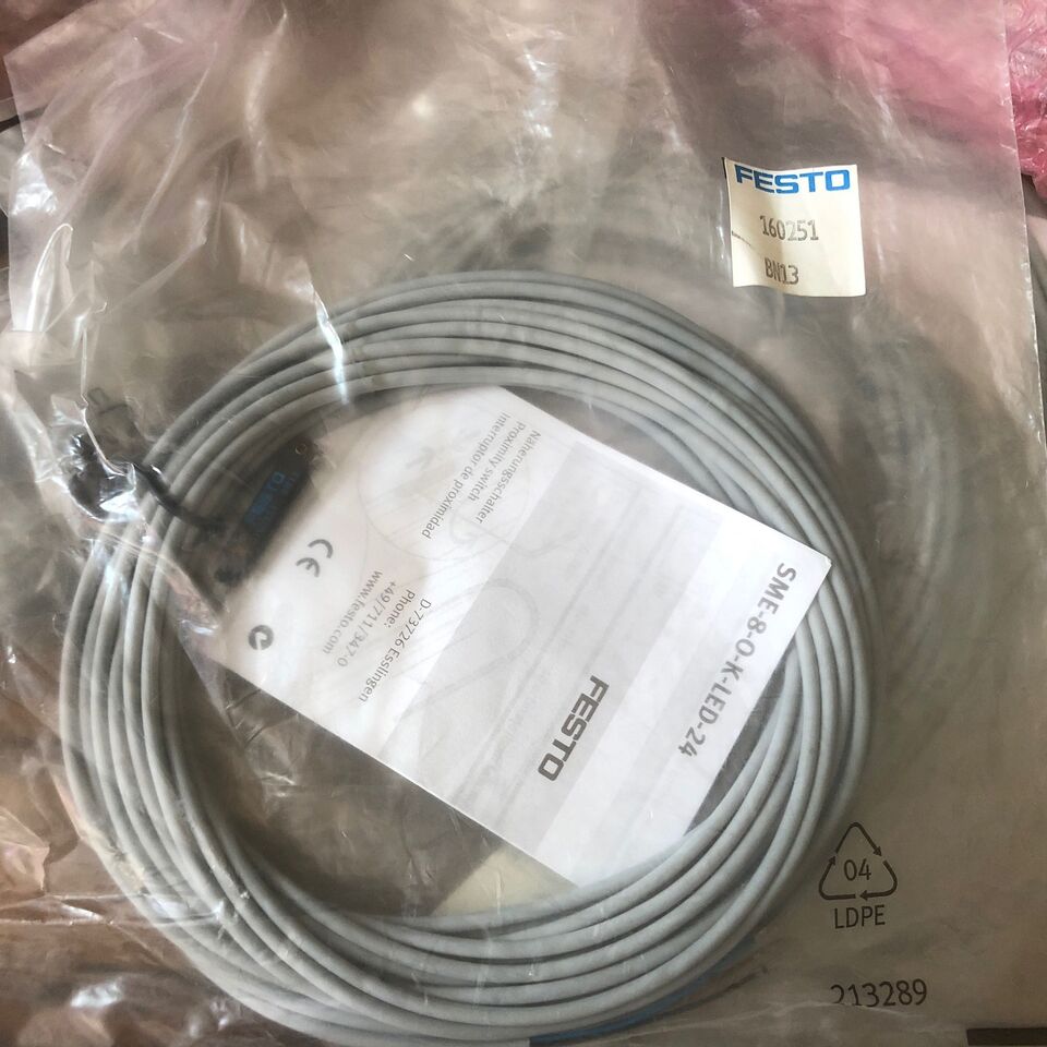 Festo SME-8-O-K-LED-24 160251 Proximity Switch One - FESTO