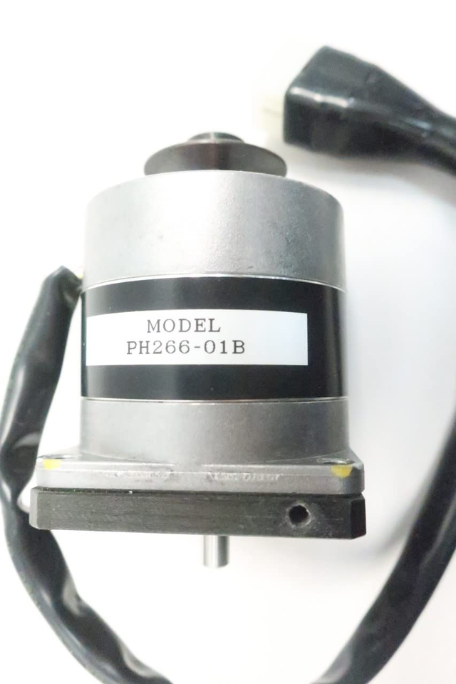 new 1PC Vexta PH266-01B 2-Phase 1.8 Degree 1.2 Amps Stepping Motor PH26601B - VEXTA