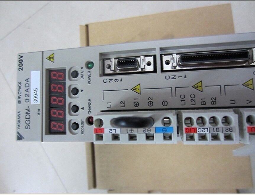 1PC Yaskawa SGDM-02ADA Servo Driver in Box - YASKAWA