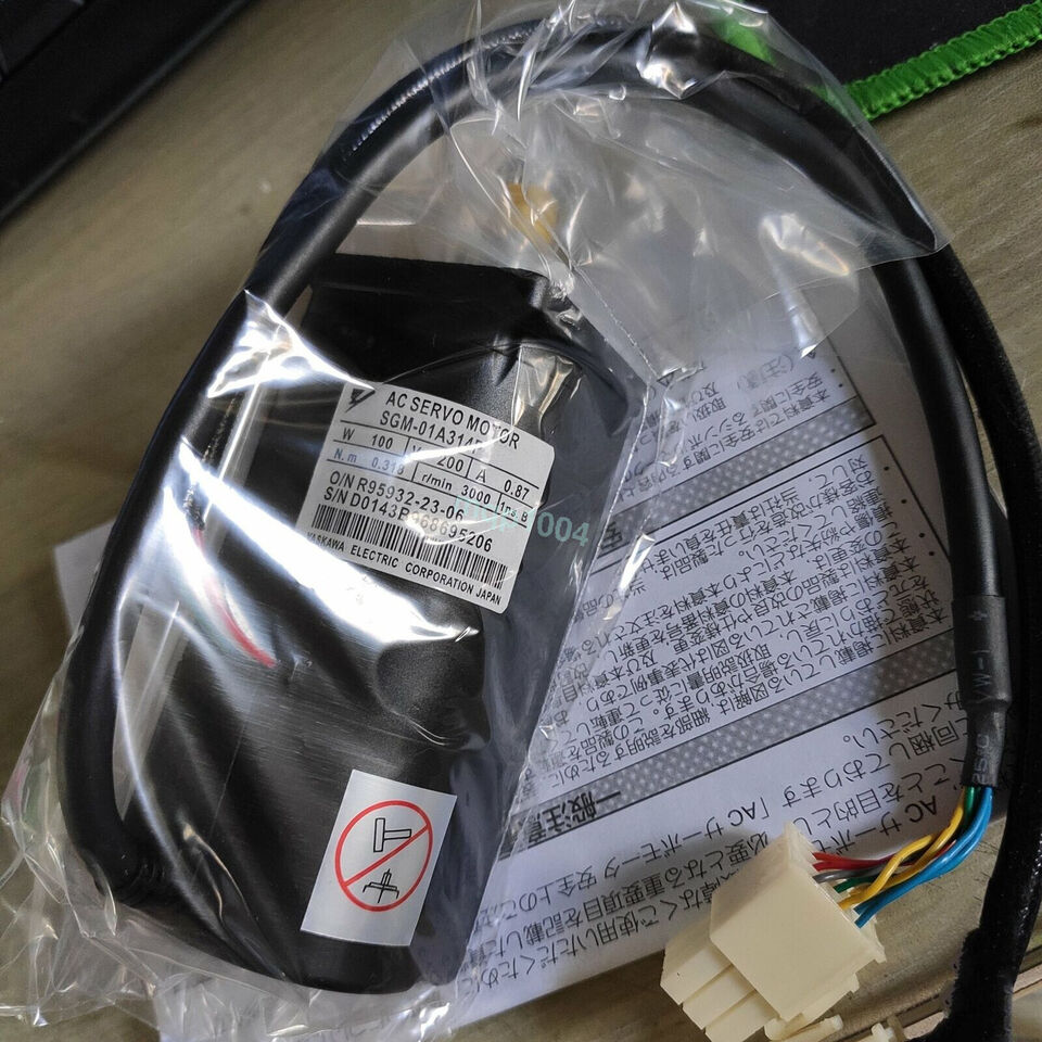 Yaskawa SGM-01A314P AC Servo Motor - YASKAWA