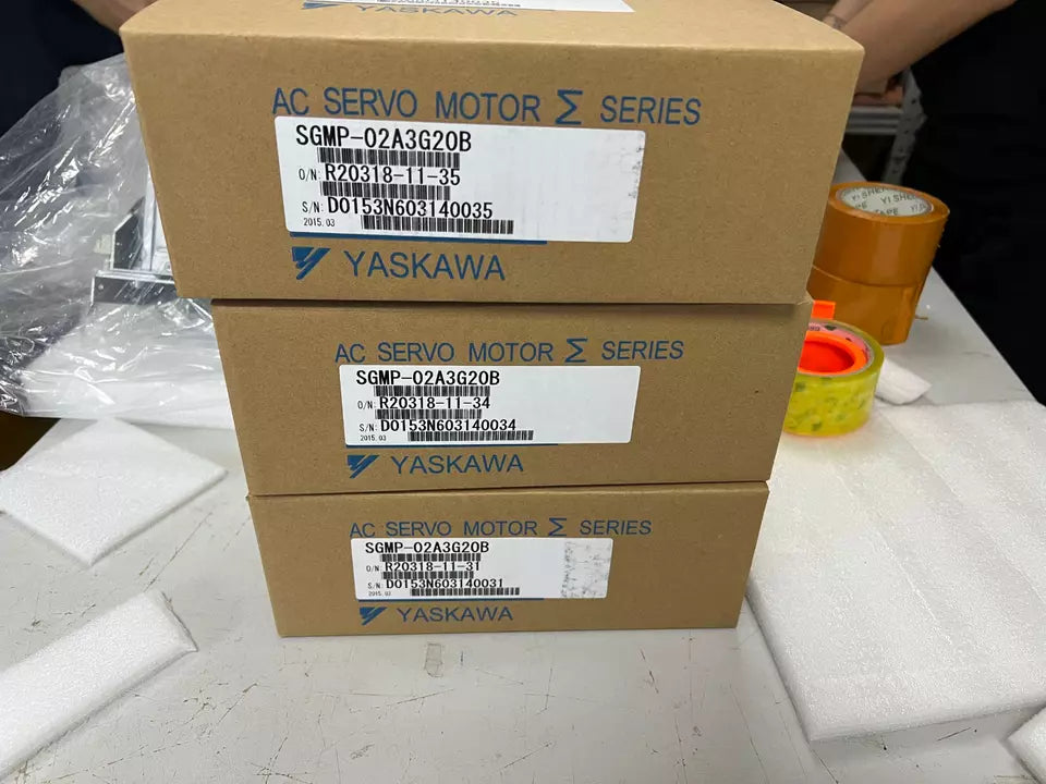 new 1PC Yaskawa SGMP-02A3G20B Servo Motor In Box ping - YASKAWA
