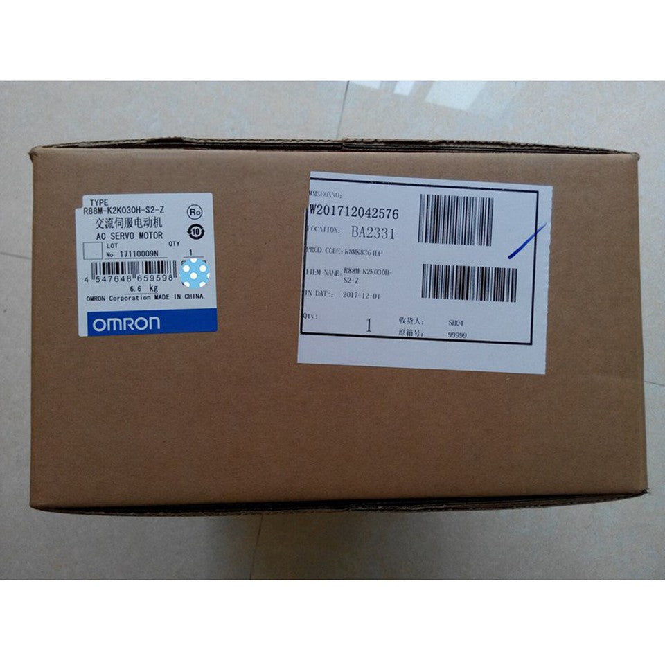 new 1PC  Omron R88M-K2K030H-S2-Z Servo Motor In Box ping