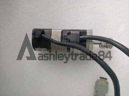 Omron R7M-A03030-B Servo Motor - OMRON