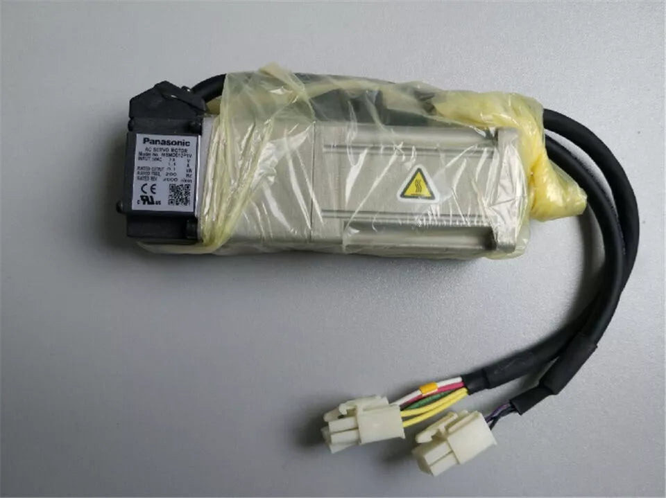 new 1PC Panasonic MSMD012P1V Servo Motor In Box ping - PANASONIC
