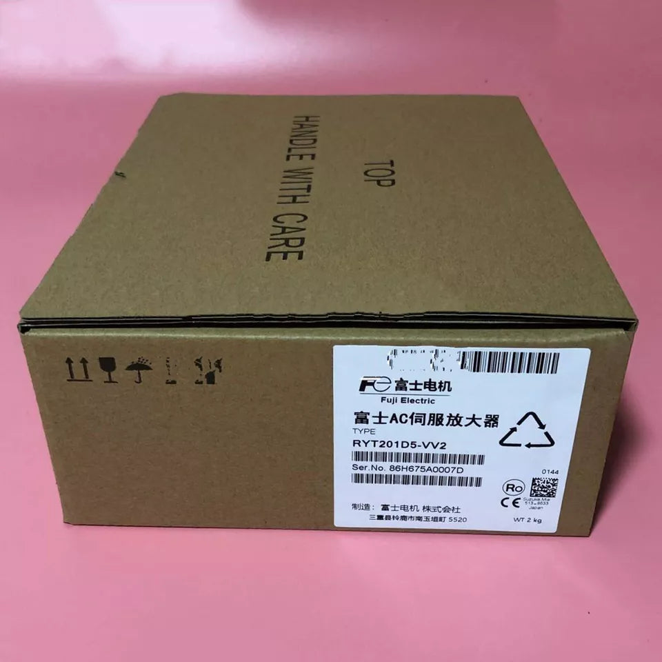 new Fuji RYT201D5VV2 Servo Drive 1PC - FUJI