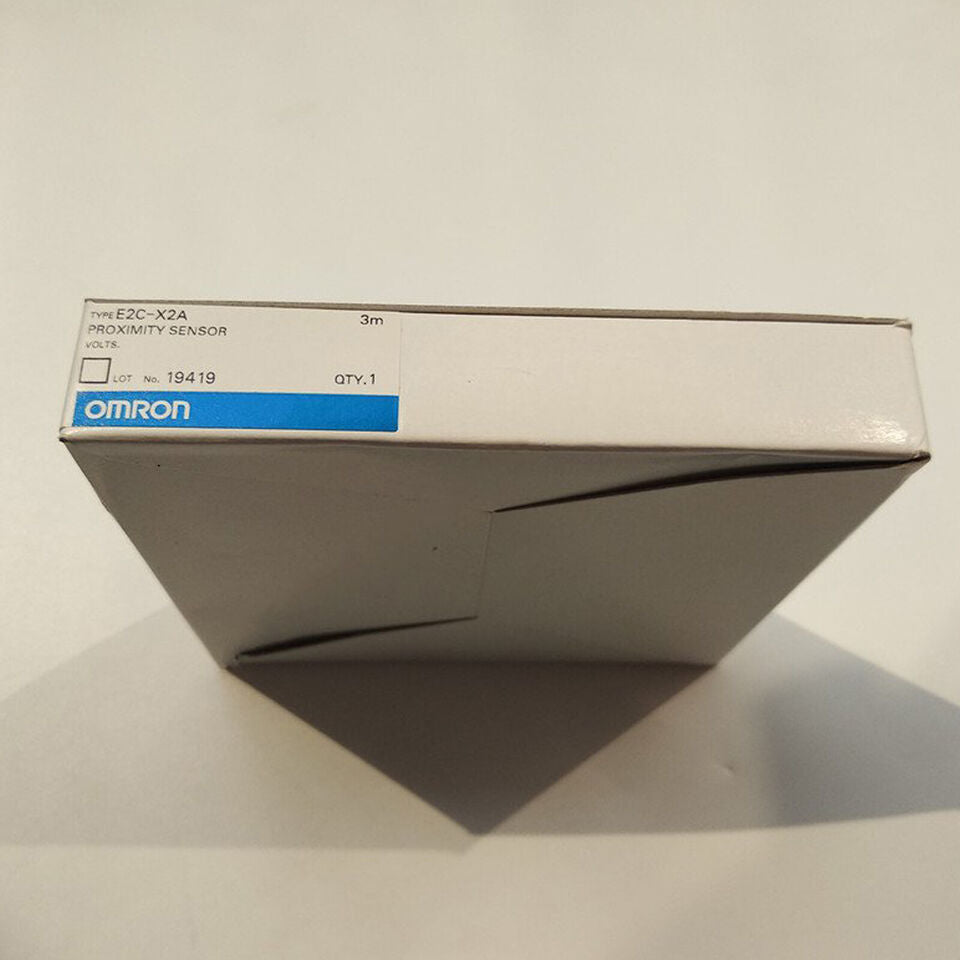 new Omron E2C-X2A Proximity Switch One E2CX2A - OMRON