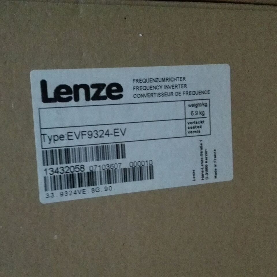 new 1PC  LENZE EVF9324-EV Inverter EVF9324EV ping