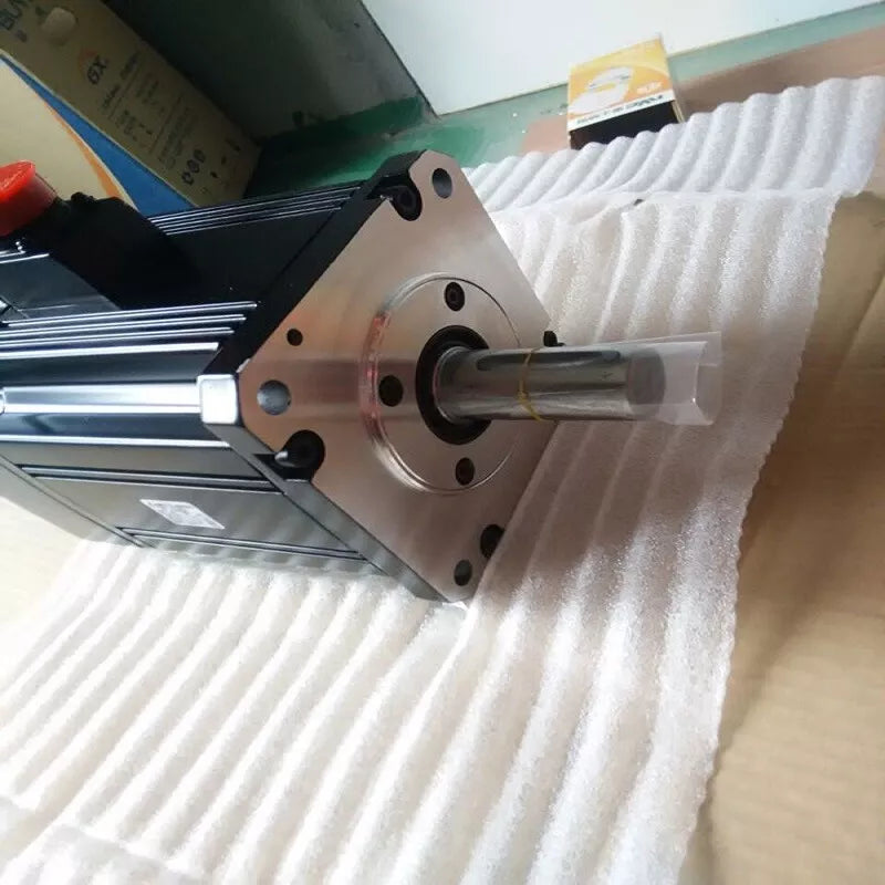 Mitsubishi HC-SFS702K Servo Motor 1PC - MITSUBISHI